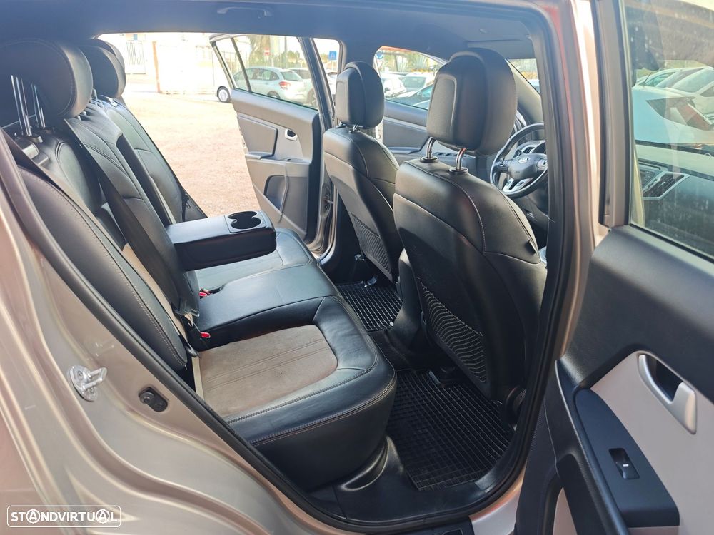 Kia Sportage 1.7 CRDI ISG TX Prime - 12