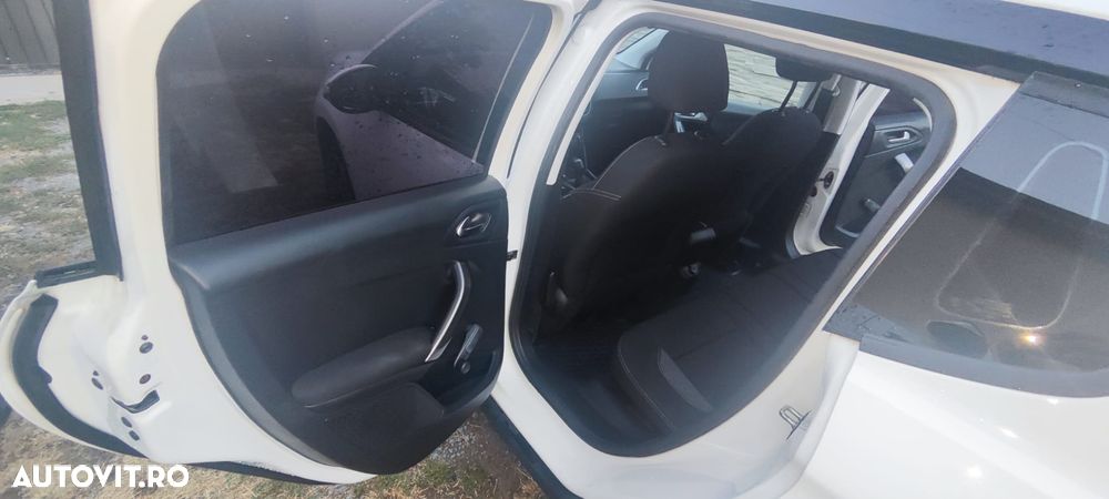 Peugeot 2008 1.6 BlueHDi FAP Allure - 5