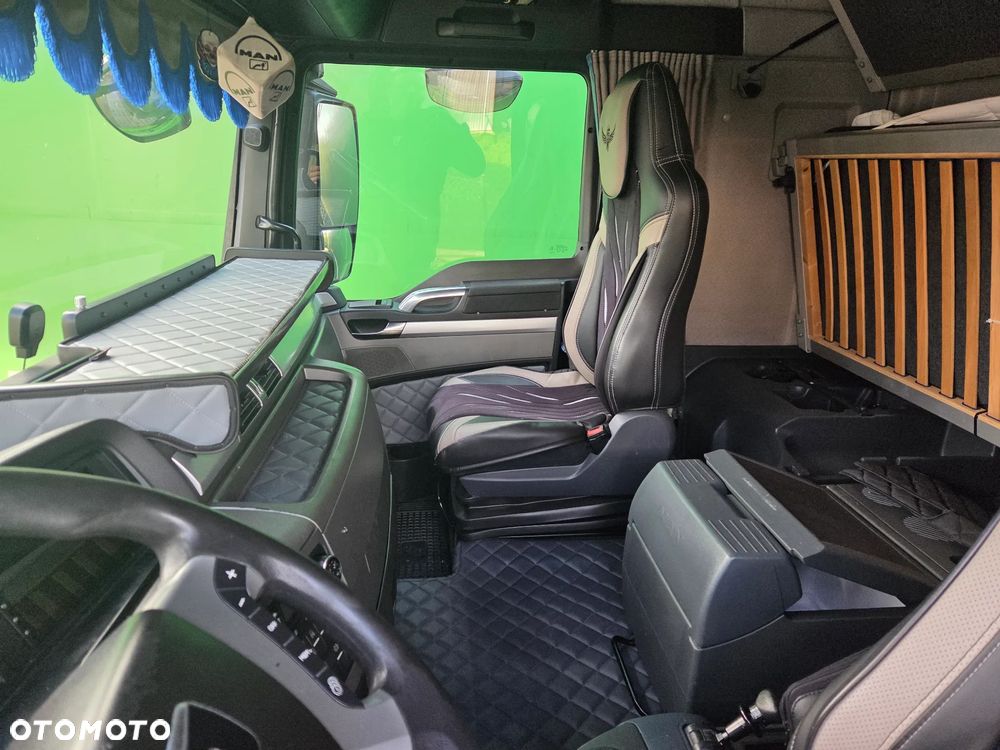 MAN TGX 26.400 - 17
