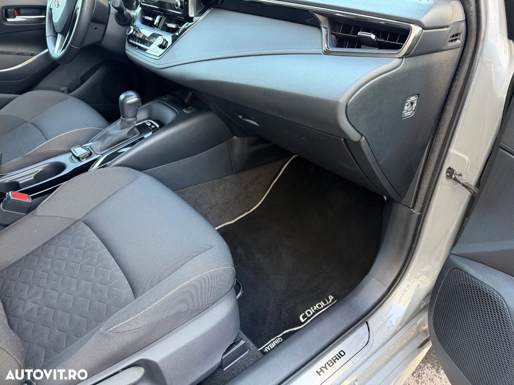 Toyota Corolla 1.8 HSD Business - 27