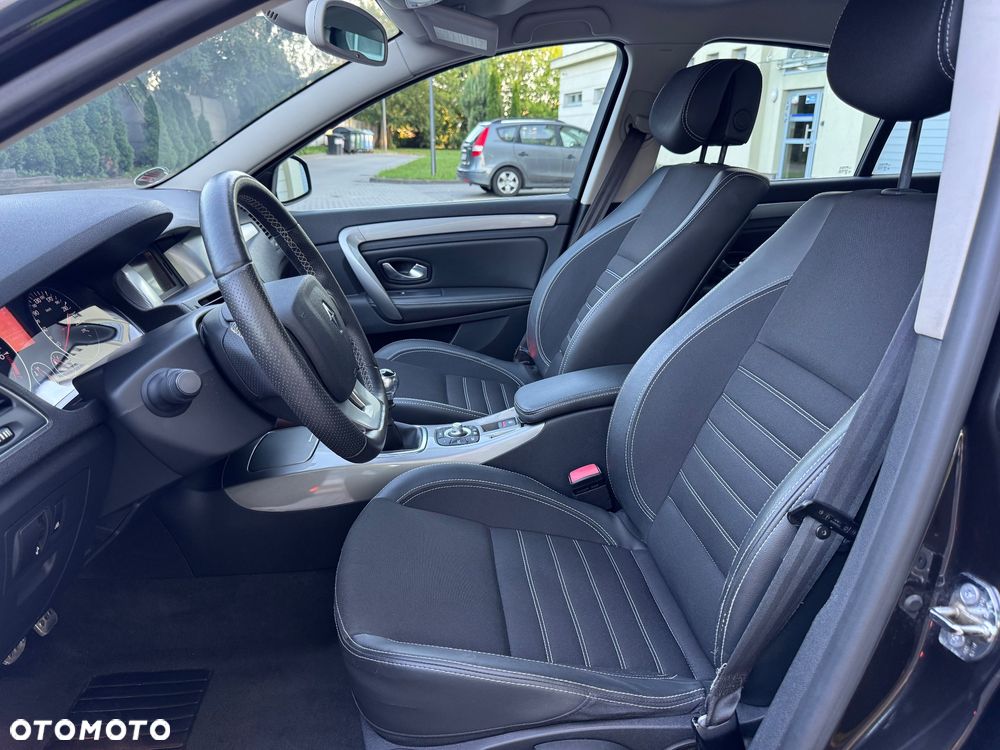 Renault Laguna 2.0 16V 140 Sportway - 22