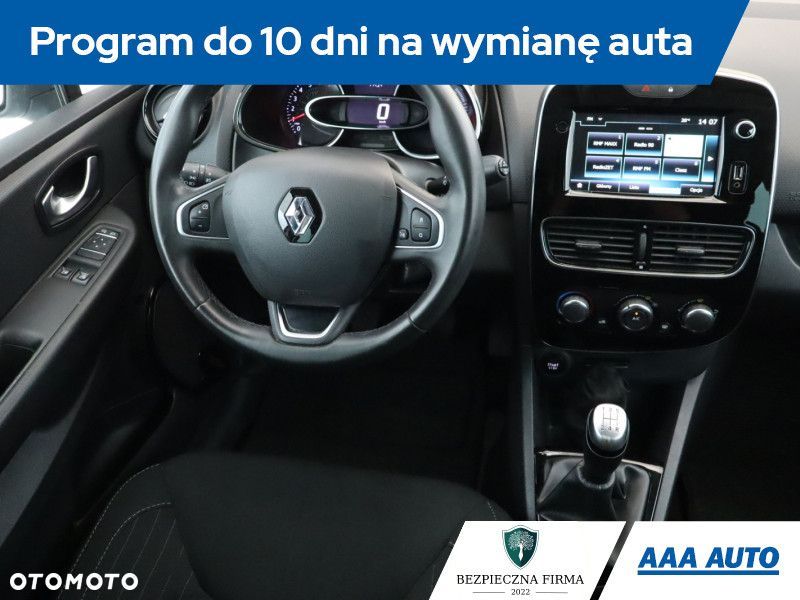 Renault Clio - 9