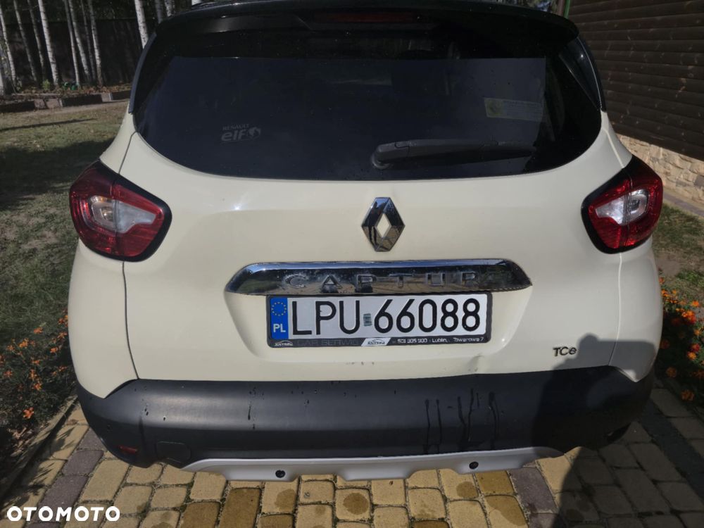 Renault Captur - 23