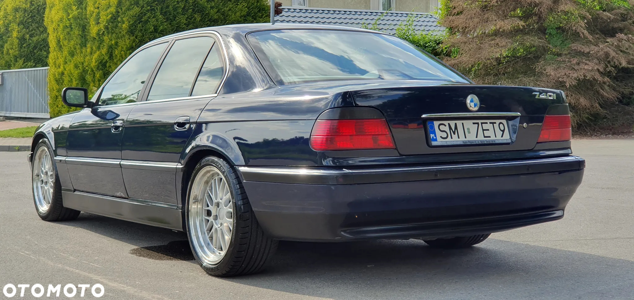BMW Seria 7 740i - 7