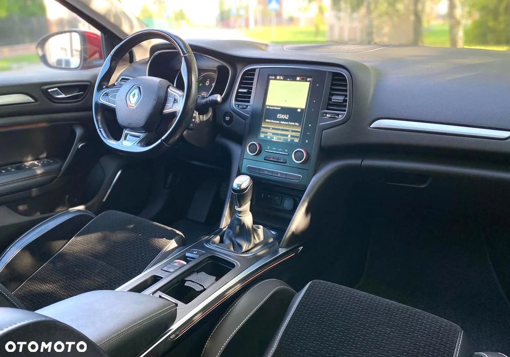 Renault Megane 1.2 Energy TCe GT Line - 25