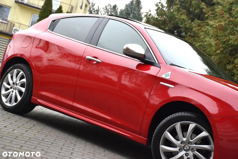 Alfa Romeo Giulietta 1.6 JTDM Distinctive - 38