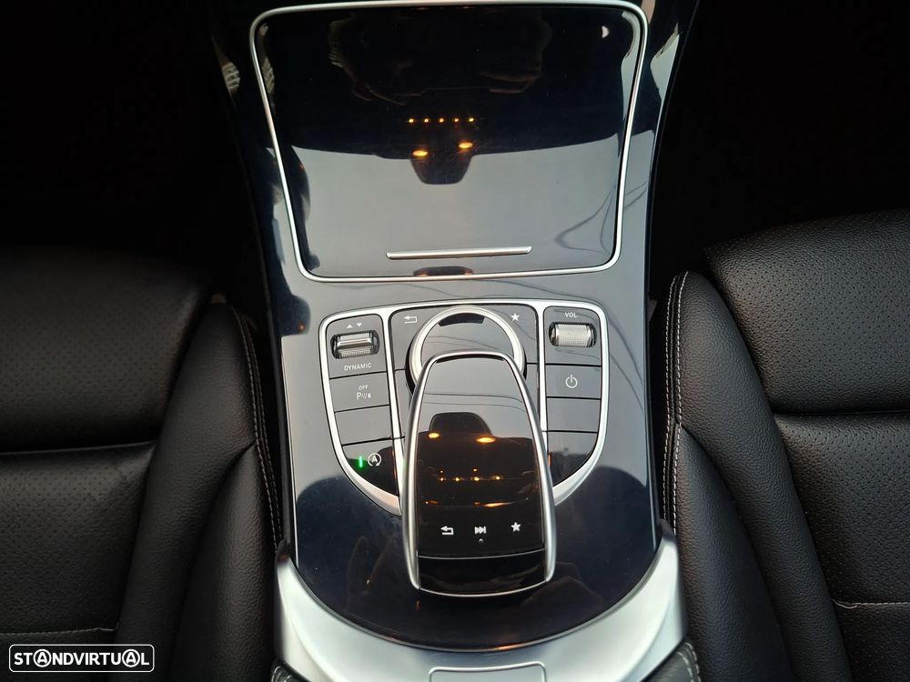 Mercedes-Benz C 250 d 4Matic 9G-TRONIC AMG Line - 28