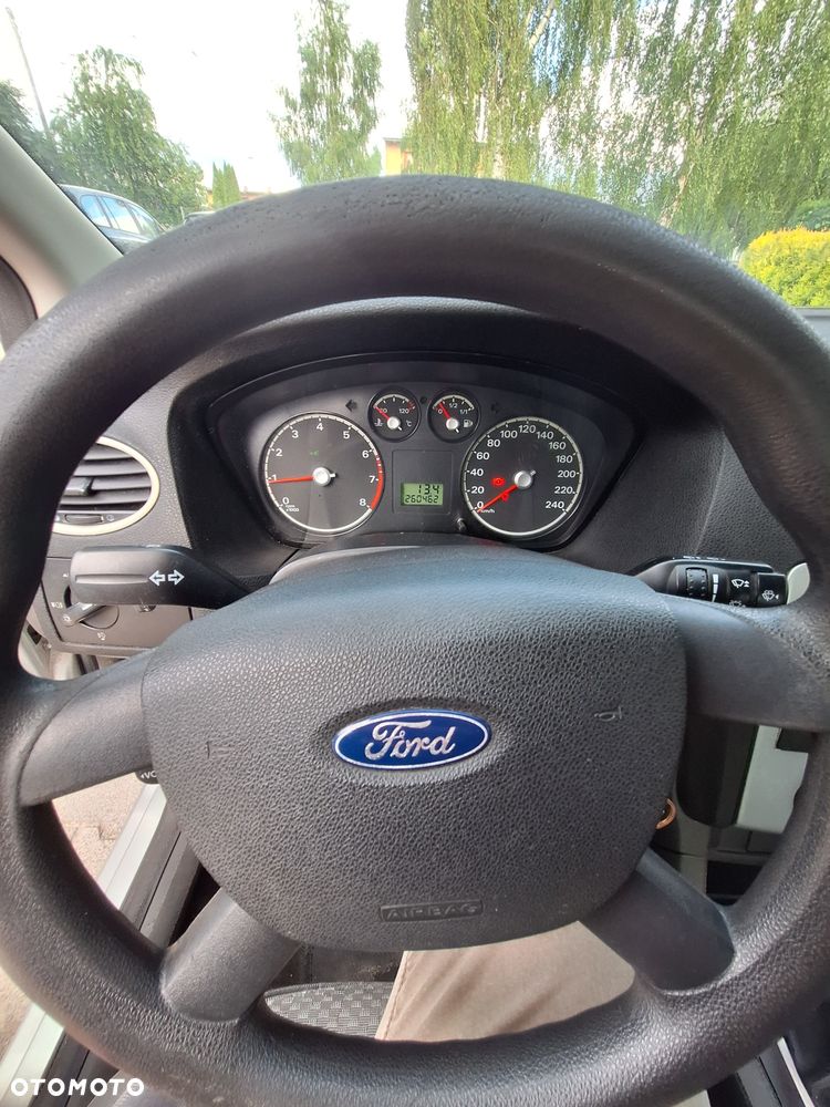 Ford Focus - 6