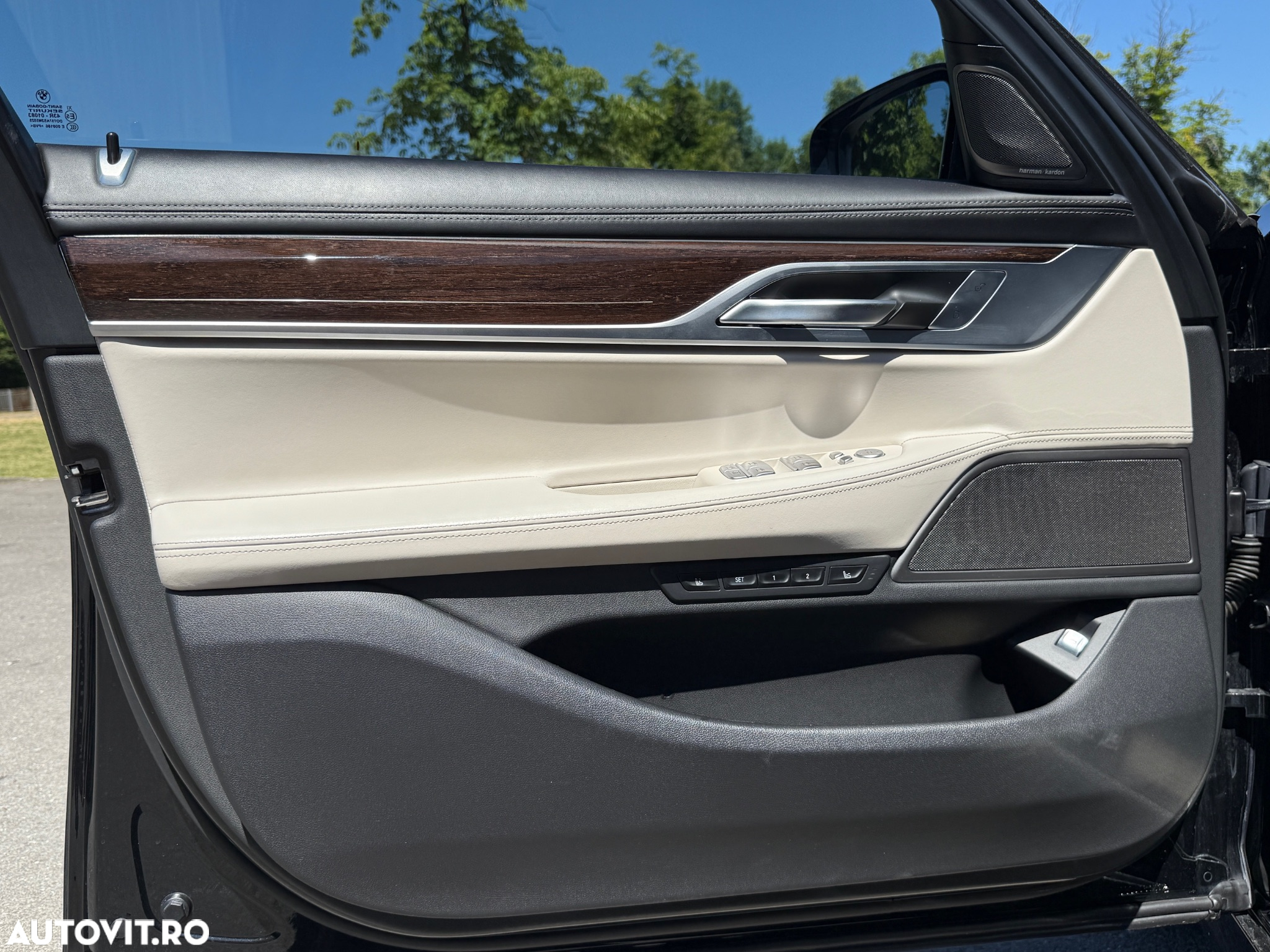 BMW Seria 7 750Li xDrive - 18