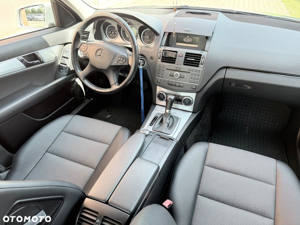Mercedes-Benz Klasa C 250 CDI DPF Automatik BlueEFFICIENCY Avantgarde - 12