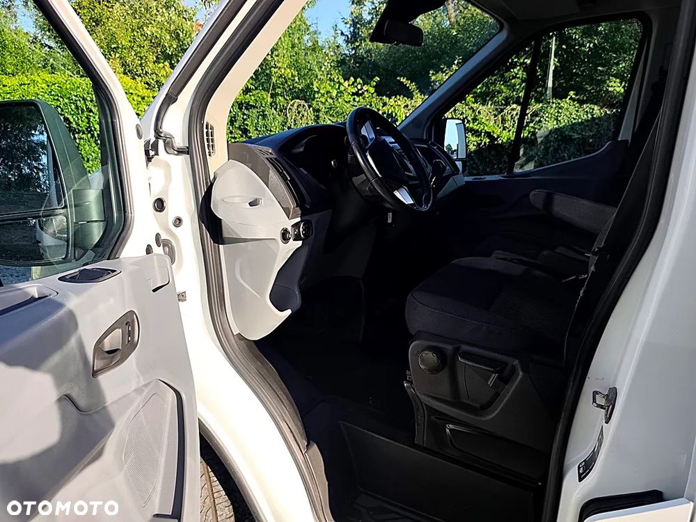 Ford Transit - 9