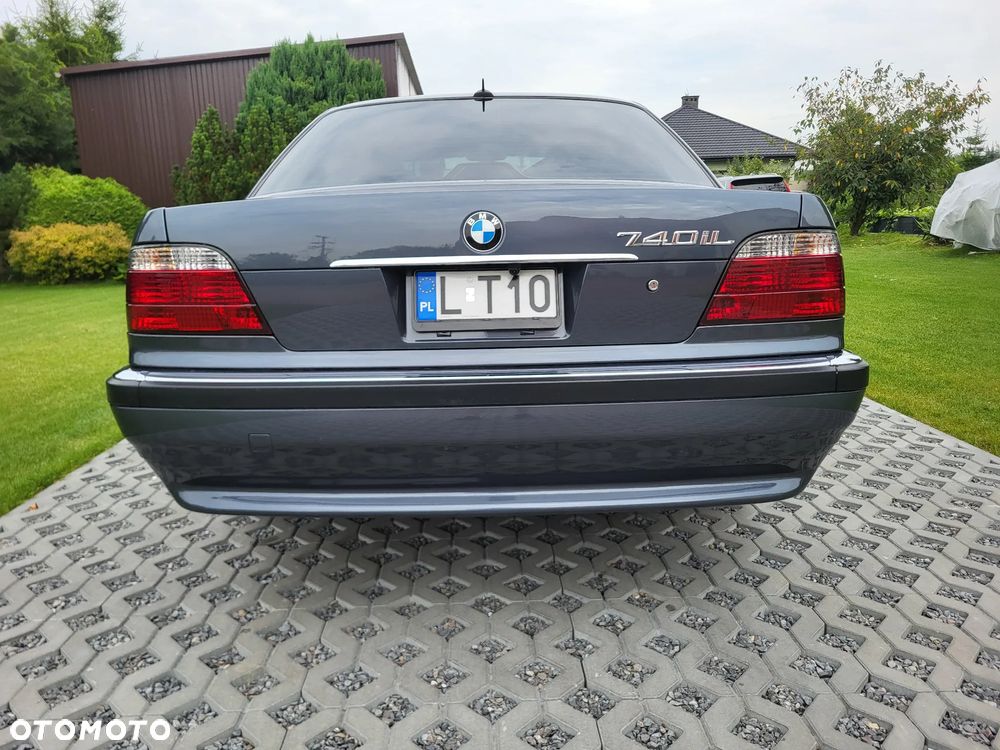 BMW Seria 7 740iL - 6