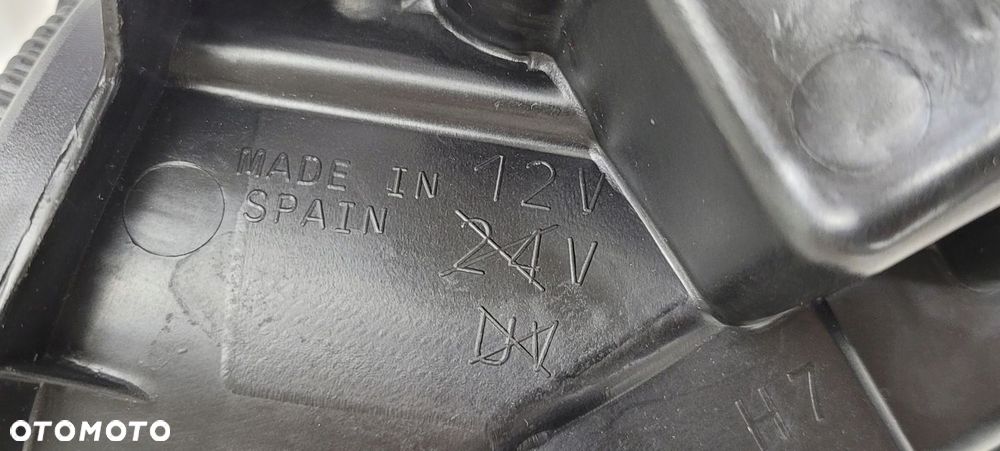 LAMPA PRAWA PRZÓD ZWYKŁA CITROEN C3 AIRCROSS 462161423 YQ0052780 NOWA - 12