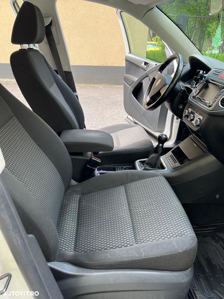 Volkswagen Tiguan - 21