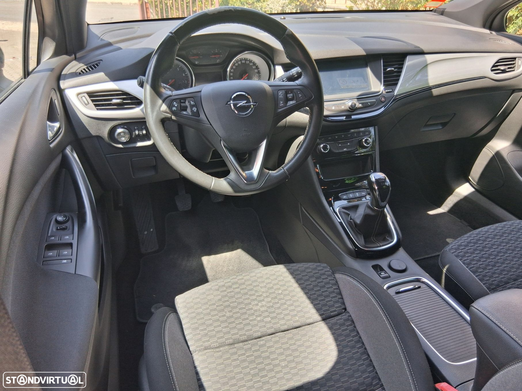 Opel Astra 1.2 T GS Line S/S - 6