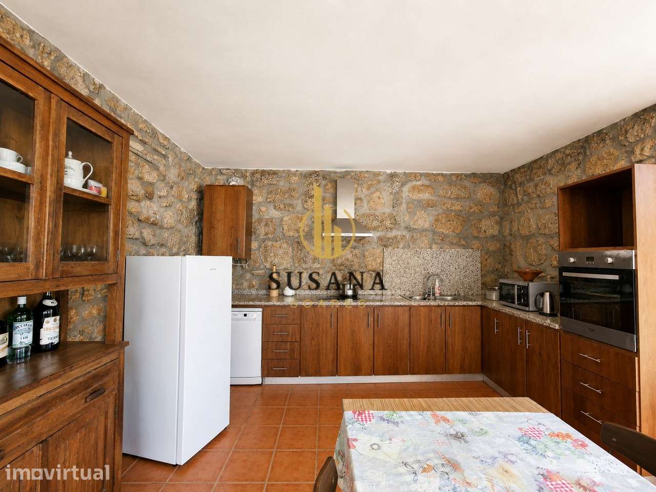 Moradia Isolada T5 Venda em Lamego (Almacave e Sé),Lamego - Grande imagem: 5/48