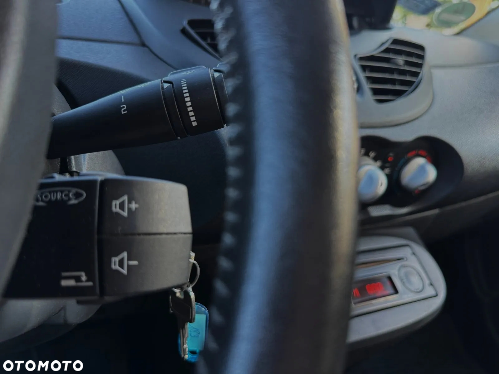 Renault Twingo - 15