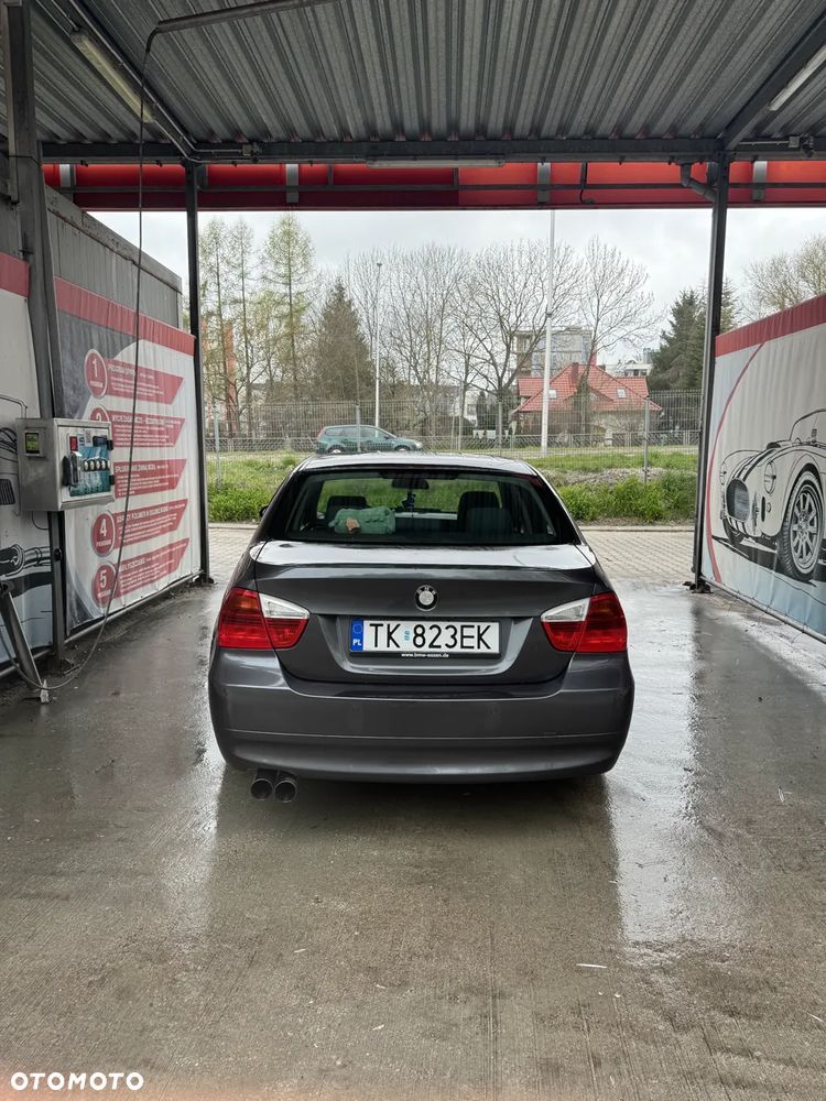 BMW Seria 3 ver-320i - 4