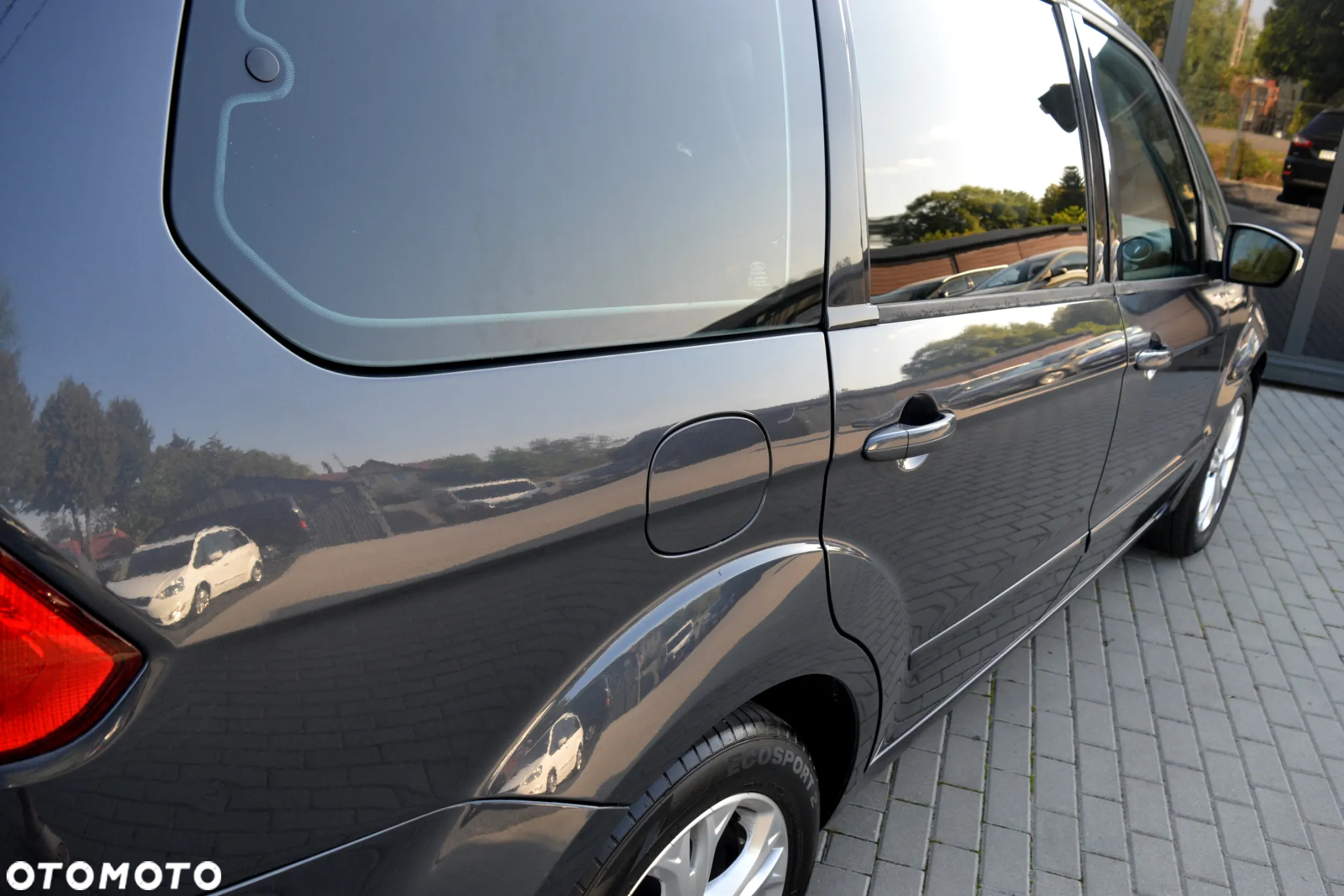 Ford Galaxy 2.0 TDCi Titanium - 28