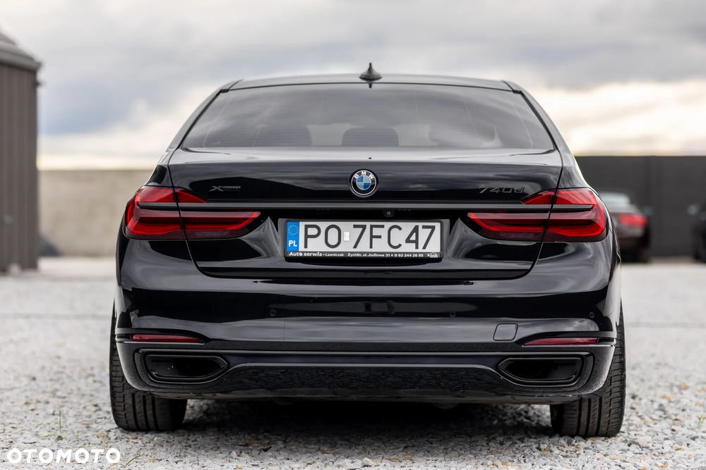 BMW Seria 7 740d xDrive - 11