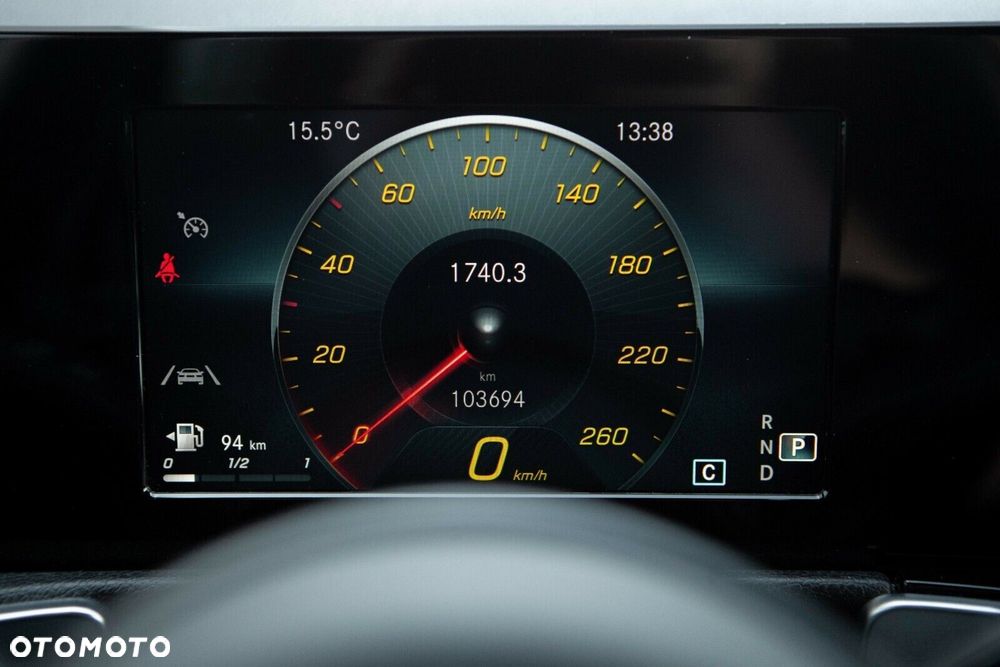 Mercedes-Benz GLB 180 Style 7G-DCT - 33
