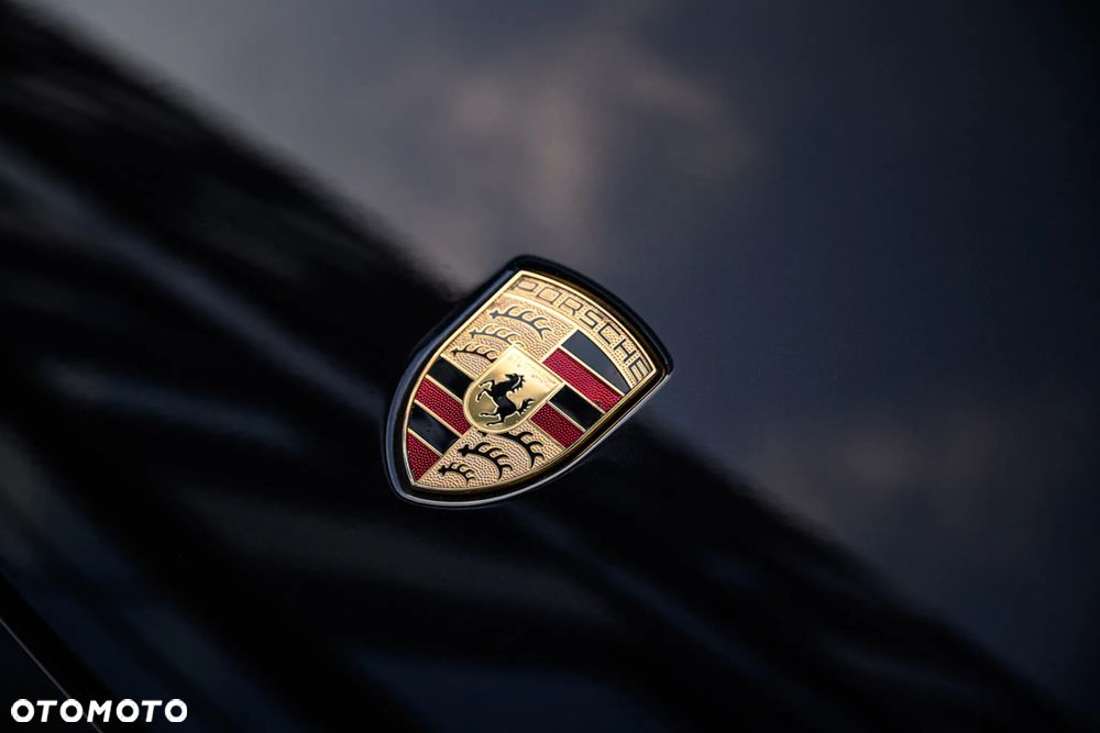 Porsche Cayenne - 22