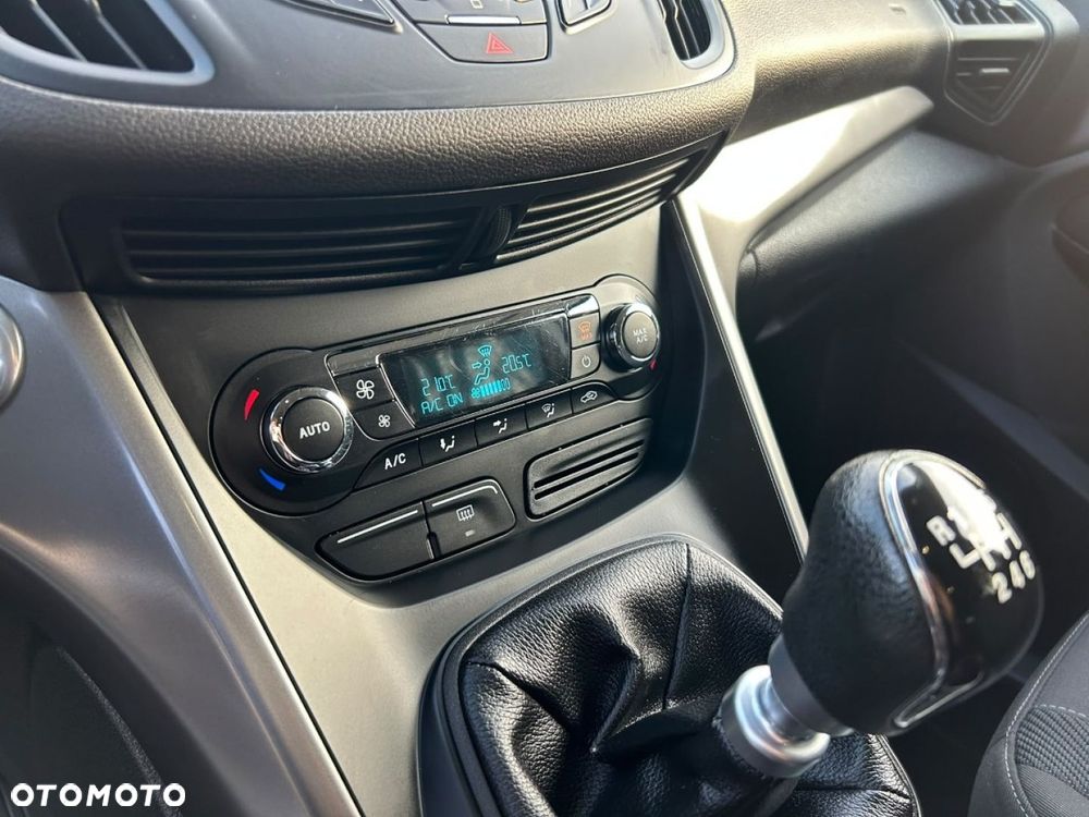Ford Kuga - 20