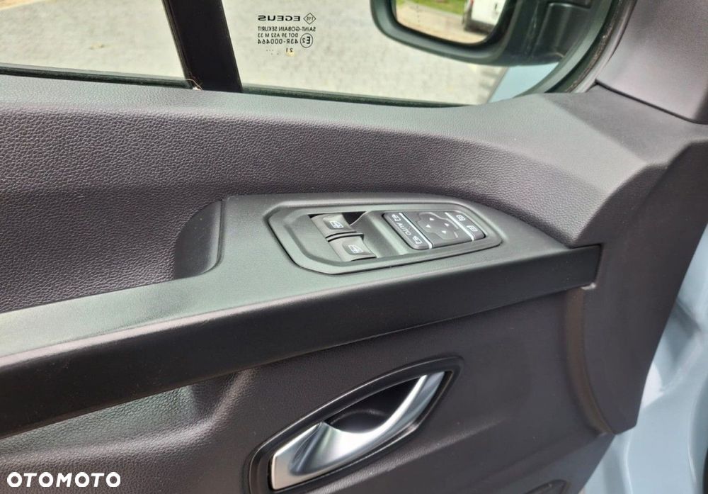 Renault Trafic - 18