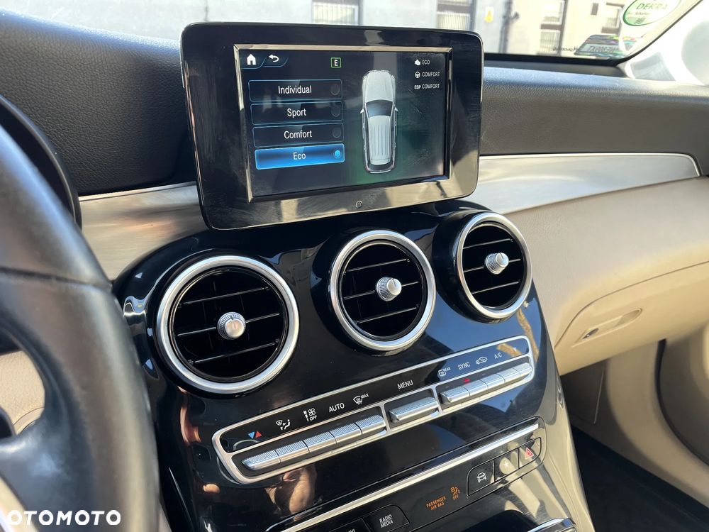 Mercedes-Benz GLC 220 d - 22