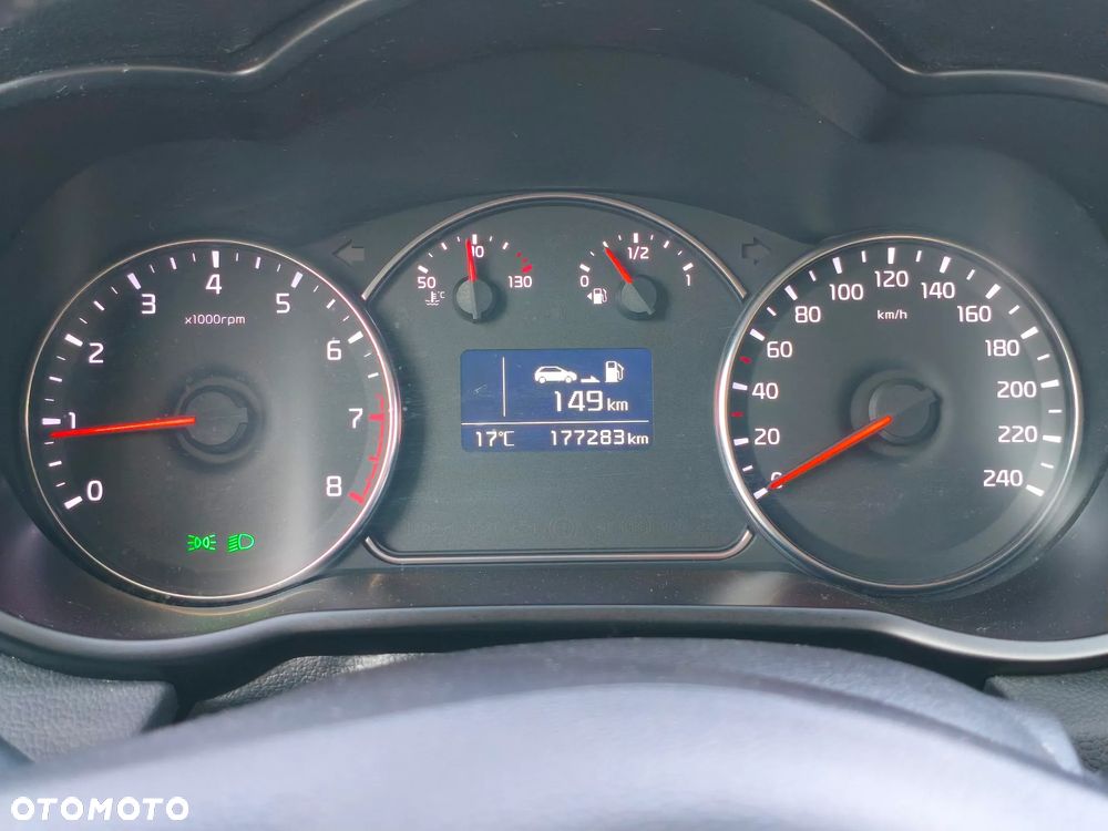 Kia Carens 1.6 GDI L - 7