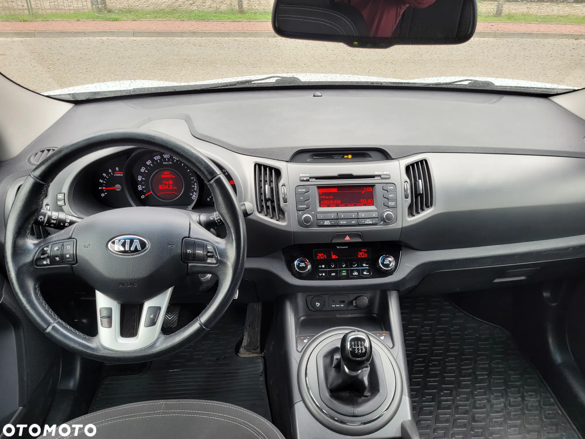 Kia Sportage - 12