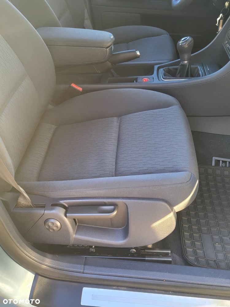Audi A4 Avant 1.8 T - 16