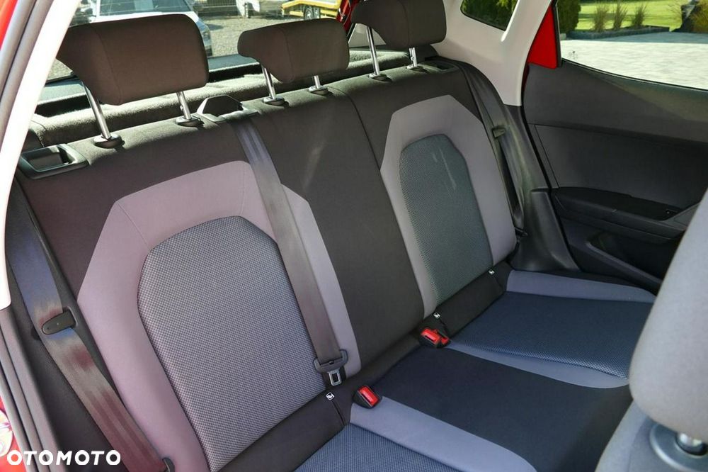 Seat Arona - 28