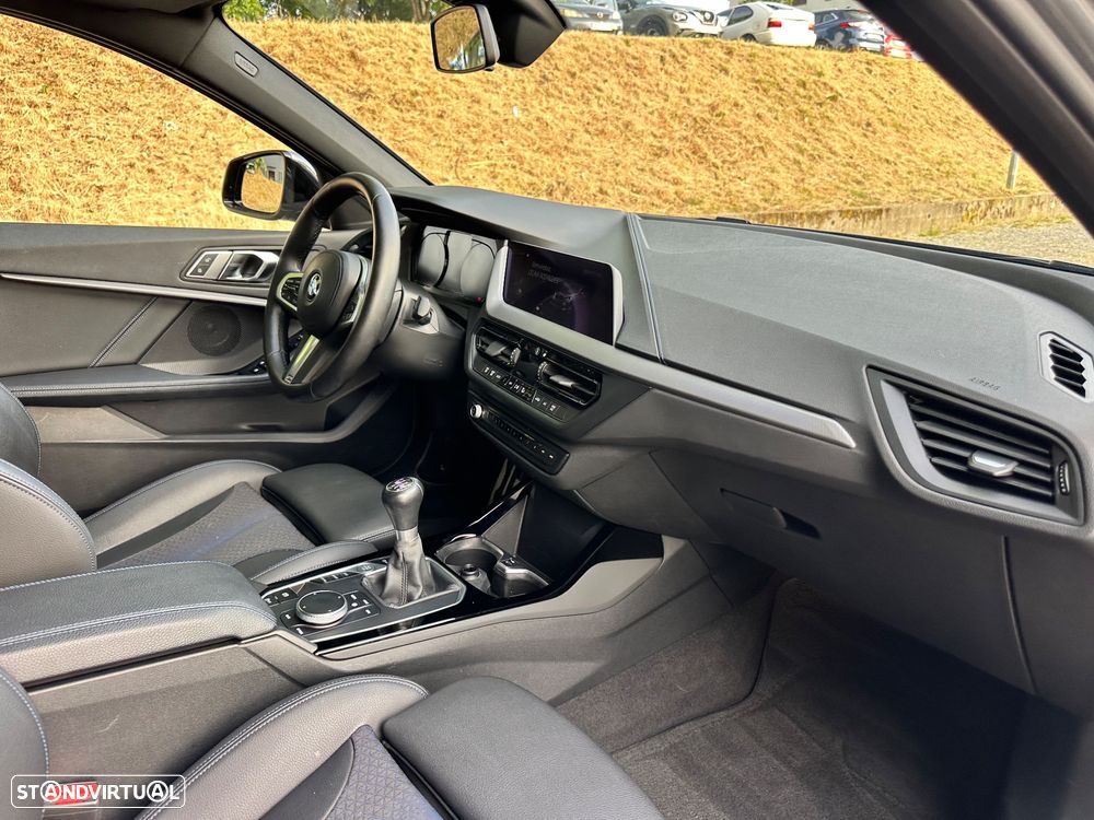 BMW 116 d Pack Desportivo M - 36