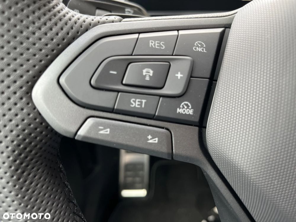 Volkswagen Tiguan 2.0 TDI 4Mot R-Line Plus DSG - 39