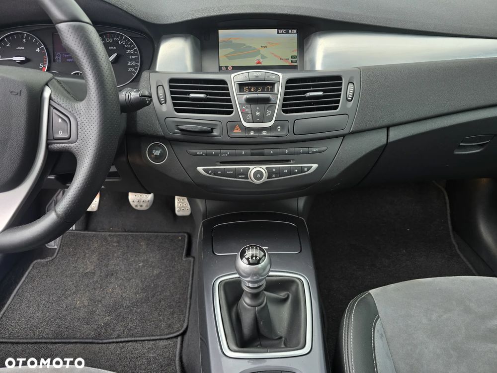 Renault Laguna ver-2-0-dci-bose-edition - 32