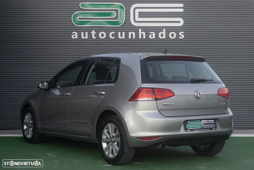 VW Golf 1.6 TDi Confortline DSG - 5