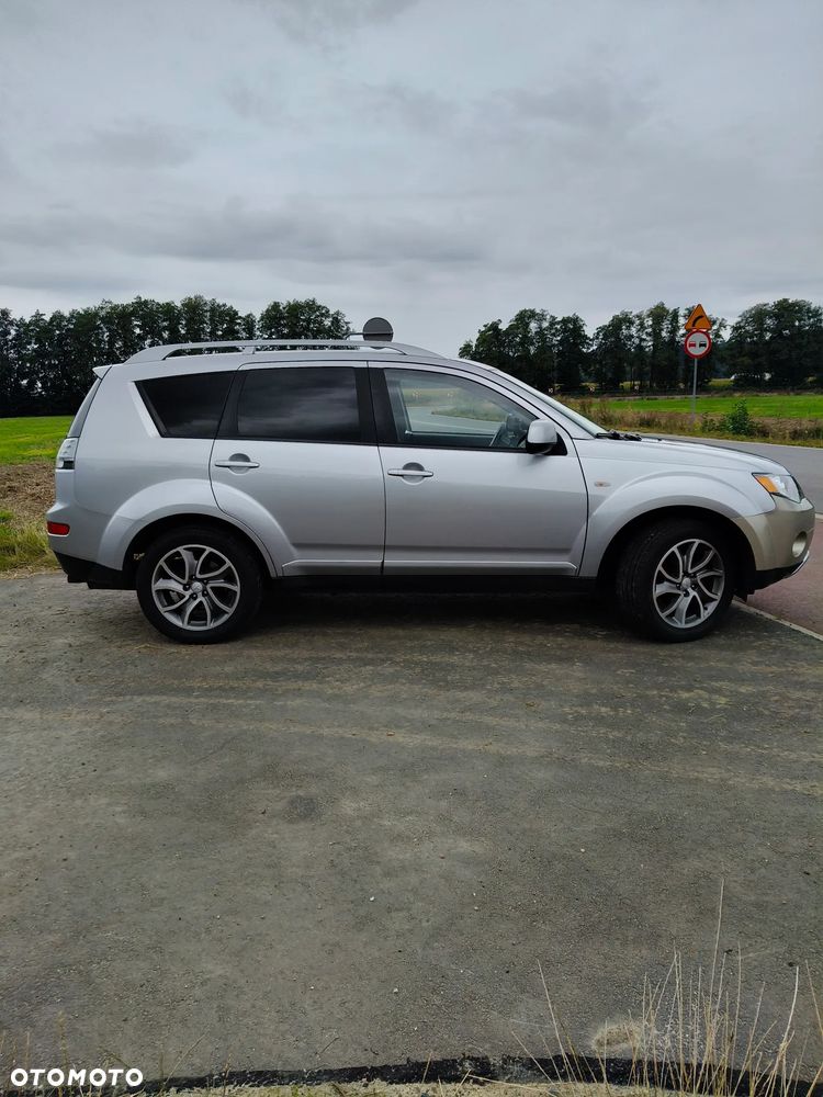 Mitsubishi Outlander 2007 photo 4