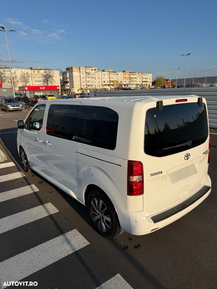 Toyota Proace 2,0-l-D-4D L1 (8-Si.) Autm. Verso Team Deutschland - 11