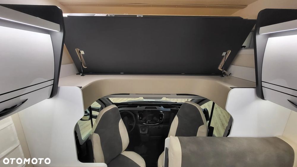 McLOUIS Glamys 322 - 7-osobowy - 21