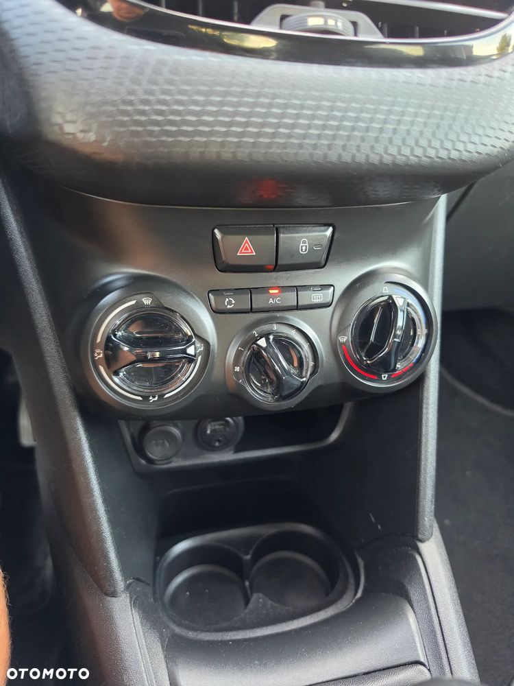Peugeot 208 1.2 PureTech Style - 11