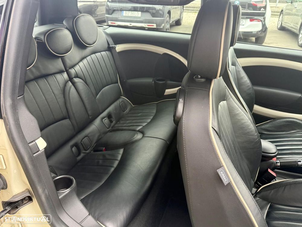 MINI Clubman Cooper D - 11