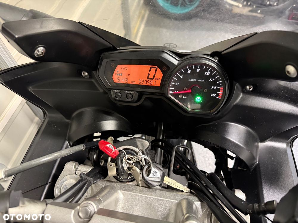 Yamaha FZ6 - 17