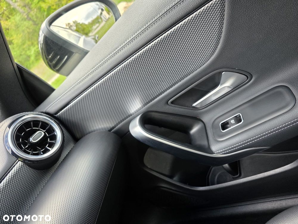 Mercedes-Benz CLA 180 Edition 2021 - 10