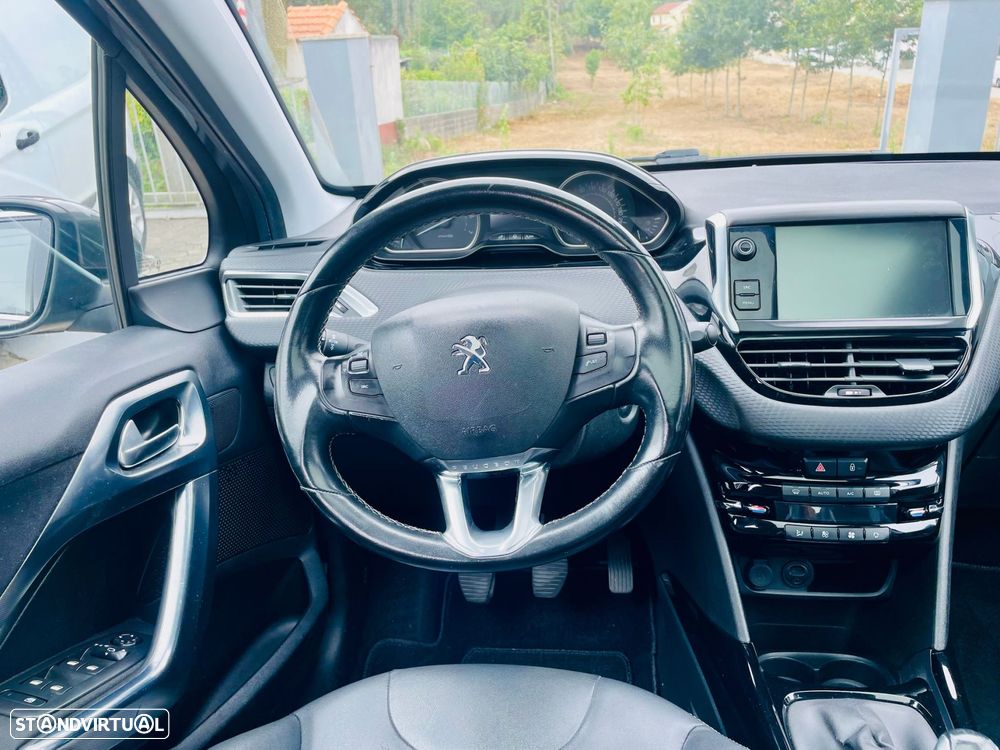 Peugeot 2008 1.2 PureTech Active - 9