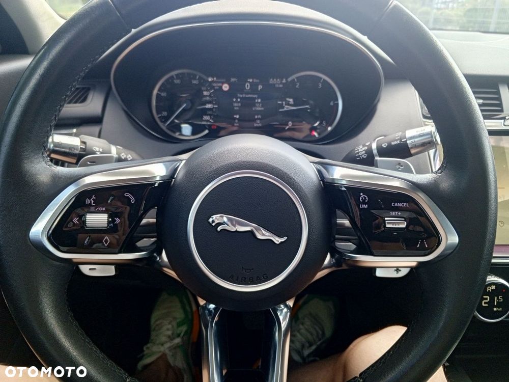 Jaguar E-Pace 2.0 D165 mHEV AWD - 11