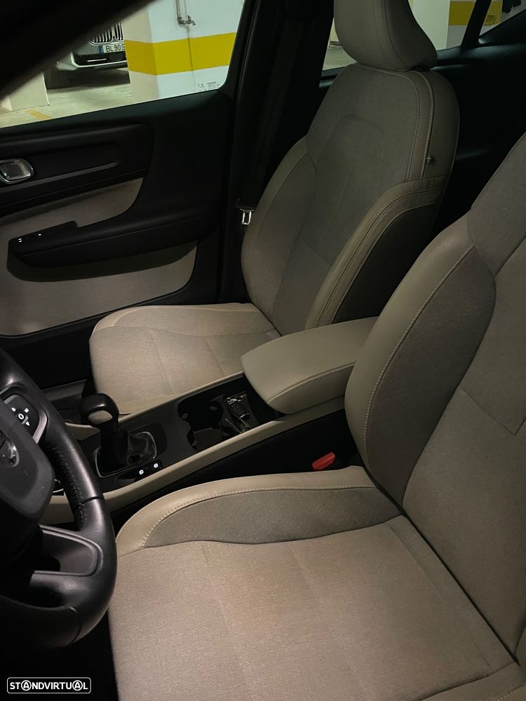 Volvo XC 40 1.5 T3 - 9