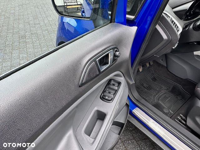 Ford EcoSport 1.5 TDCi TITANIUM - 10