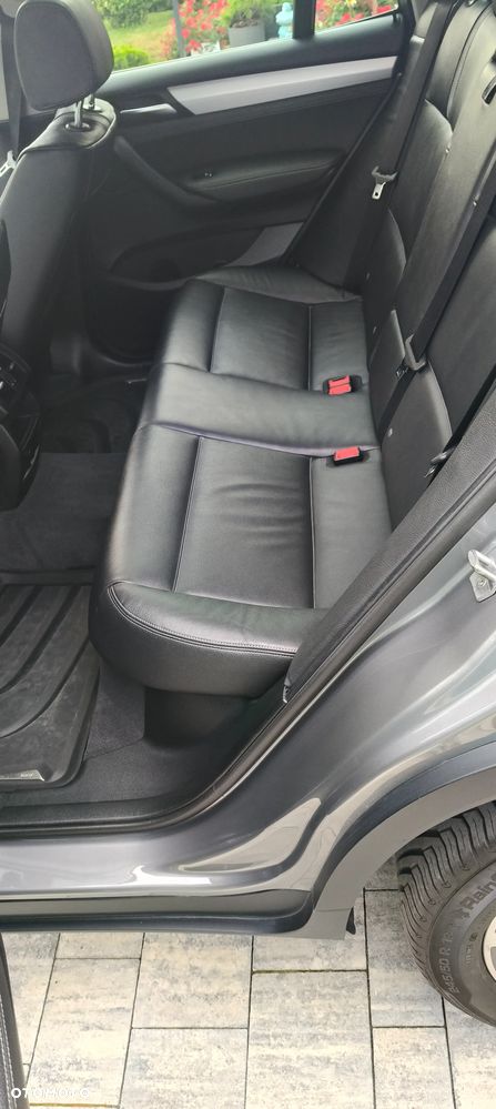 BMW X3 xDrive20d Luxury Line - 13