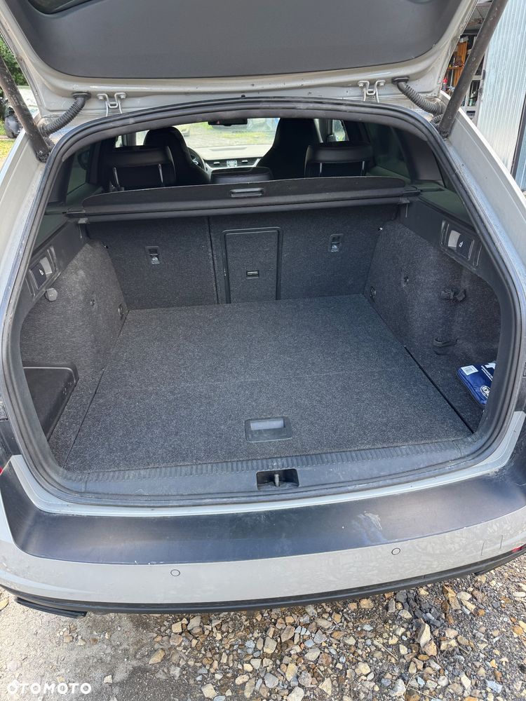 Skoda Octavia 2.0 TSI RS 230 - 19
